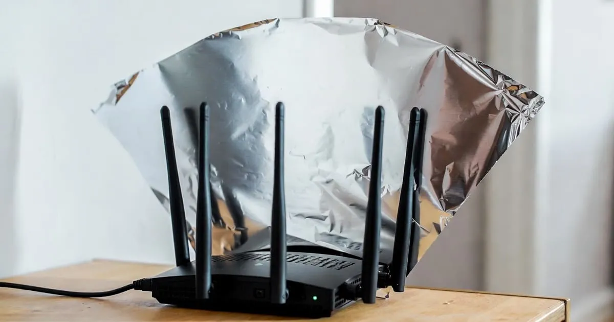 Aluminiumfolie-truc: versterk je WiFi-signaal op een goedkope manier